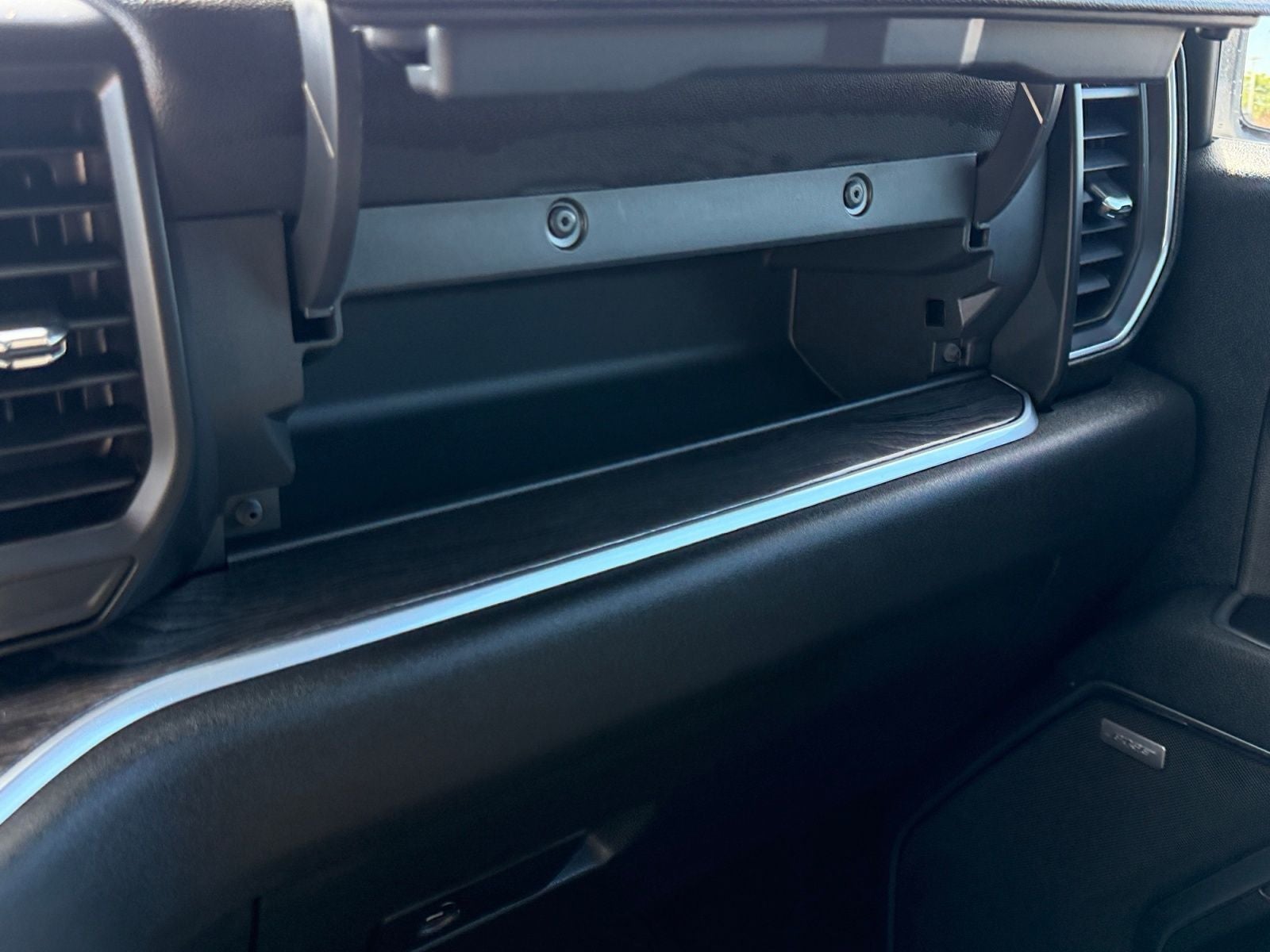 2025 Chevrolet Silverado 1500 4WD LTZ
