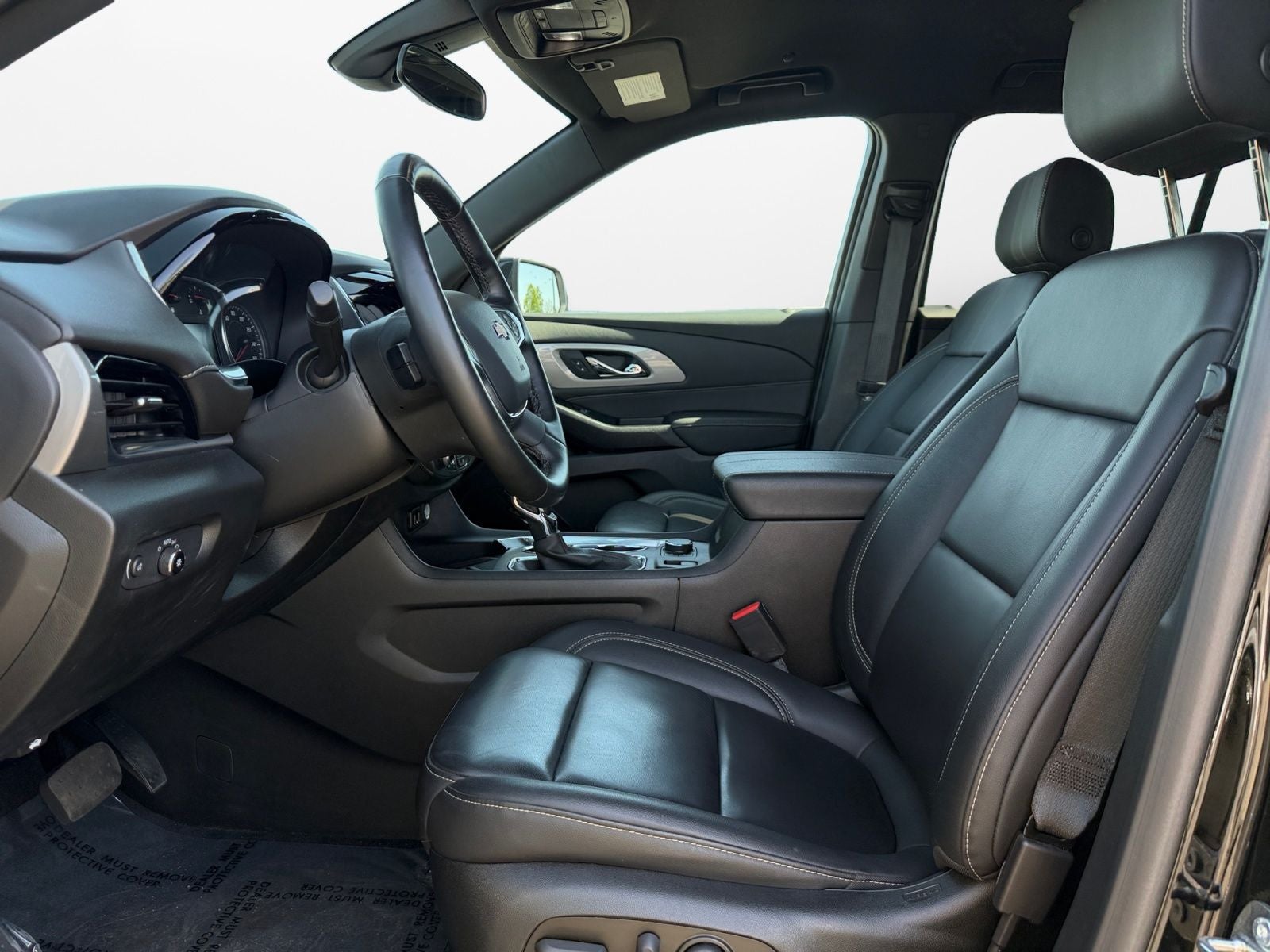 2023 Chevrolet Traverse AWD LT Leather