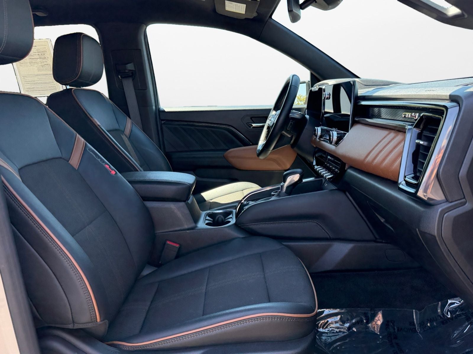 2023 GMC Canyon AT4