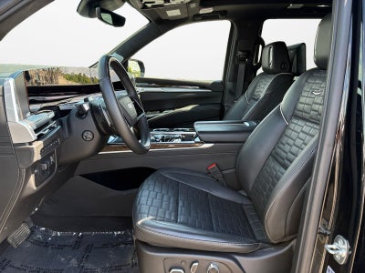 2025 Cadillac Escalade Sport Platinum