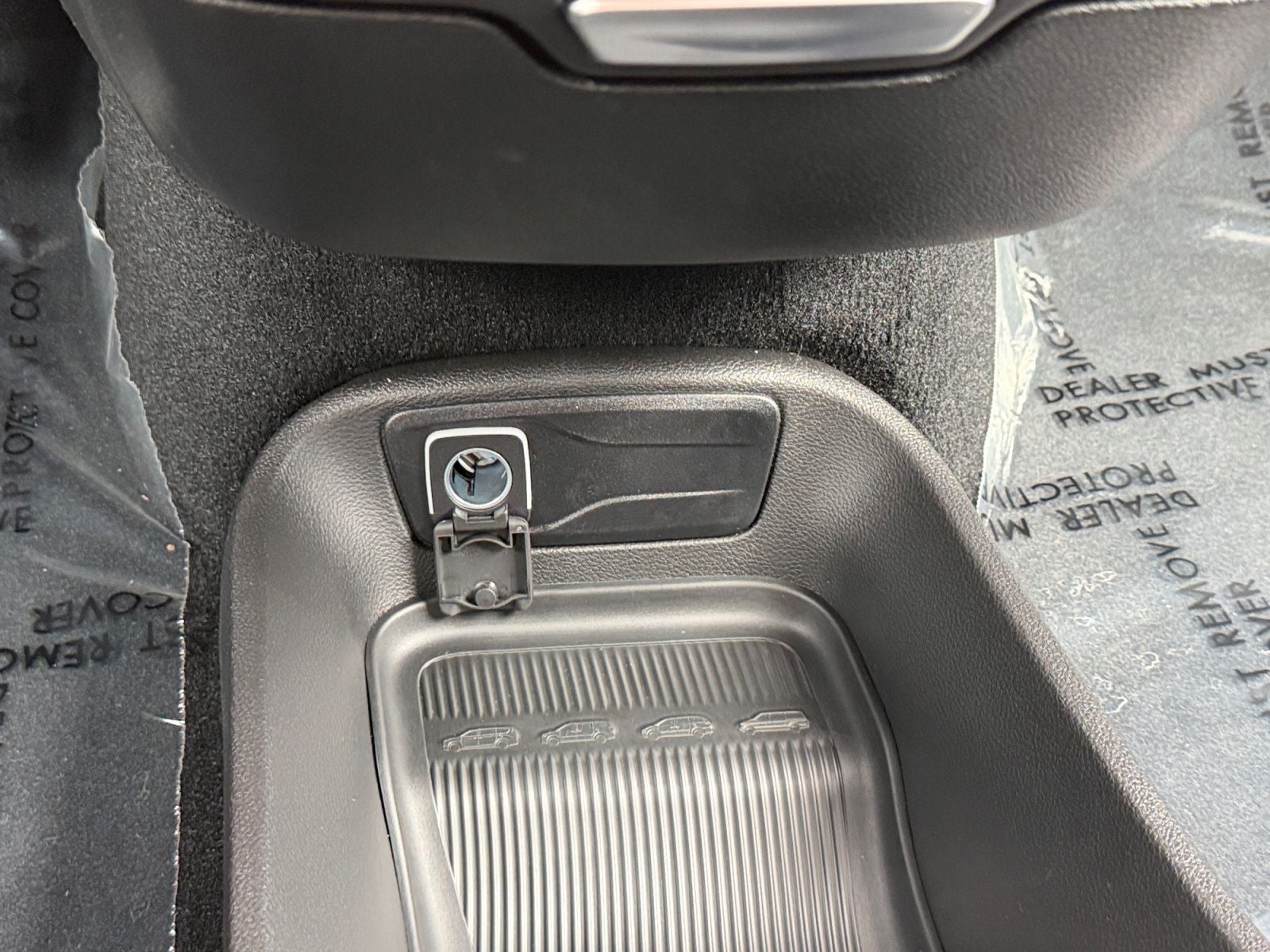 2027 Chrysler Pacifica PACIFICA SELECT AWD