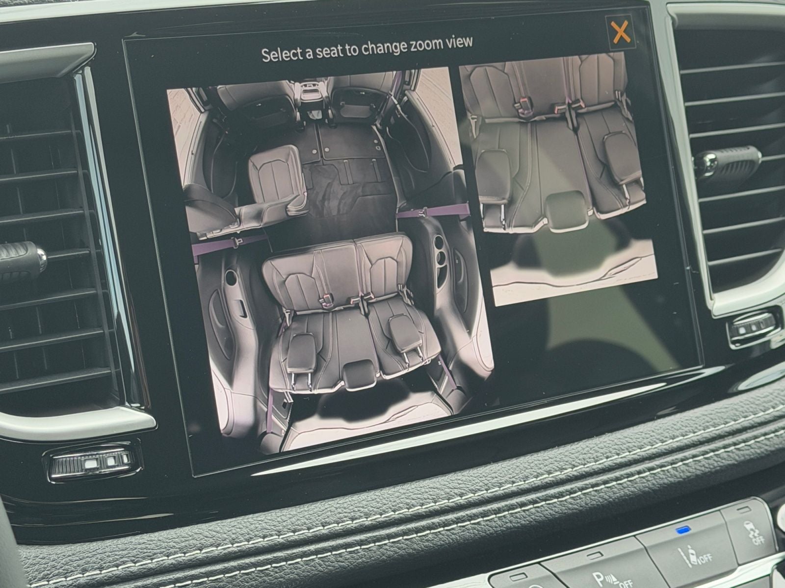 2027 Chrysler Pacifica PACIFICA SELECT AWD