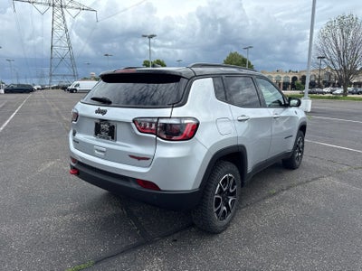 2025 Jeep Compass Trailhawk 4x4