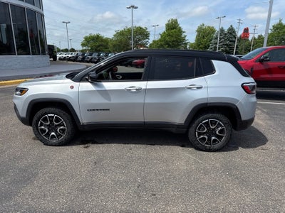 2025 Jeep Compass Trailhawk 4x4