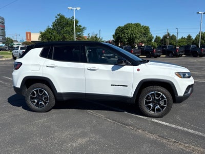 2025 Jeep Compass Trailhawk 4x4