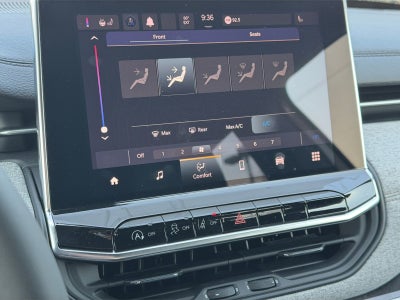2023 Jeep Compass Latitude Lux FWD