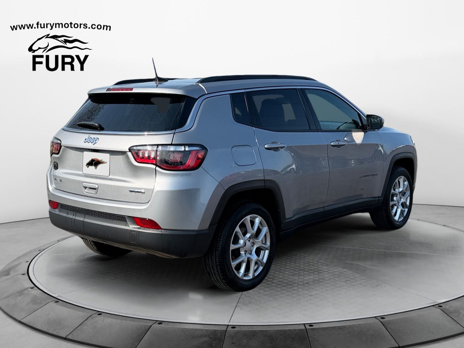 2023 Jeep Compass Latitude Lux FWD