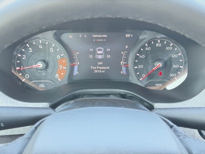 2023 Jeep Compass Latitude Lux FWD