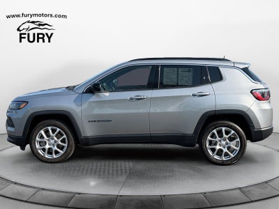 2023 Jeep Compass Latitude Lux FWD