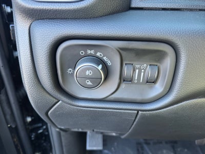 2027 RAM Ram 3500 RAM 3500 LARAMIE CREW CAB 4X4 6'4' BOX