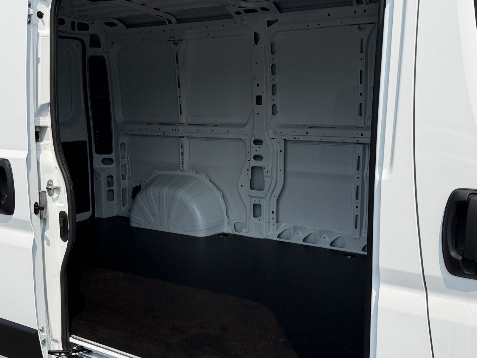 2026 RAM Ram ProMaster RAM PROMASTER 2500 TRADESMAN CARGO VAN LOW ROOF 136' WB