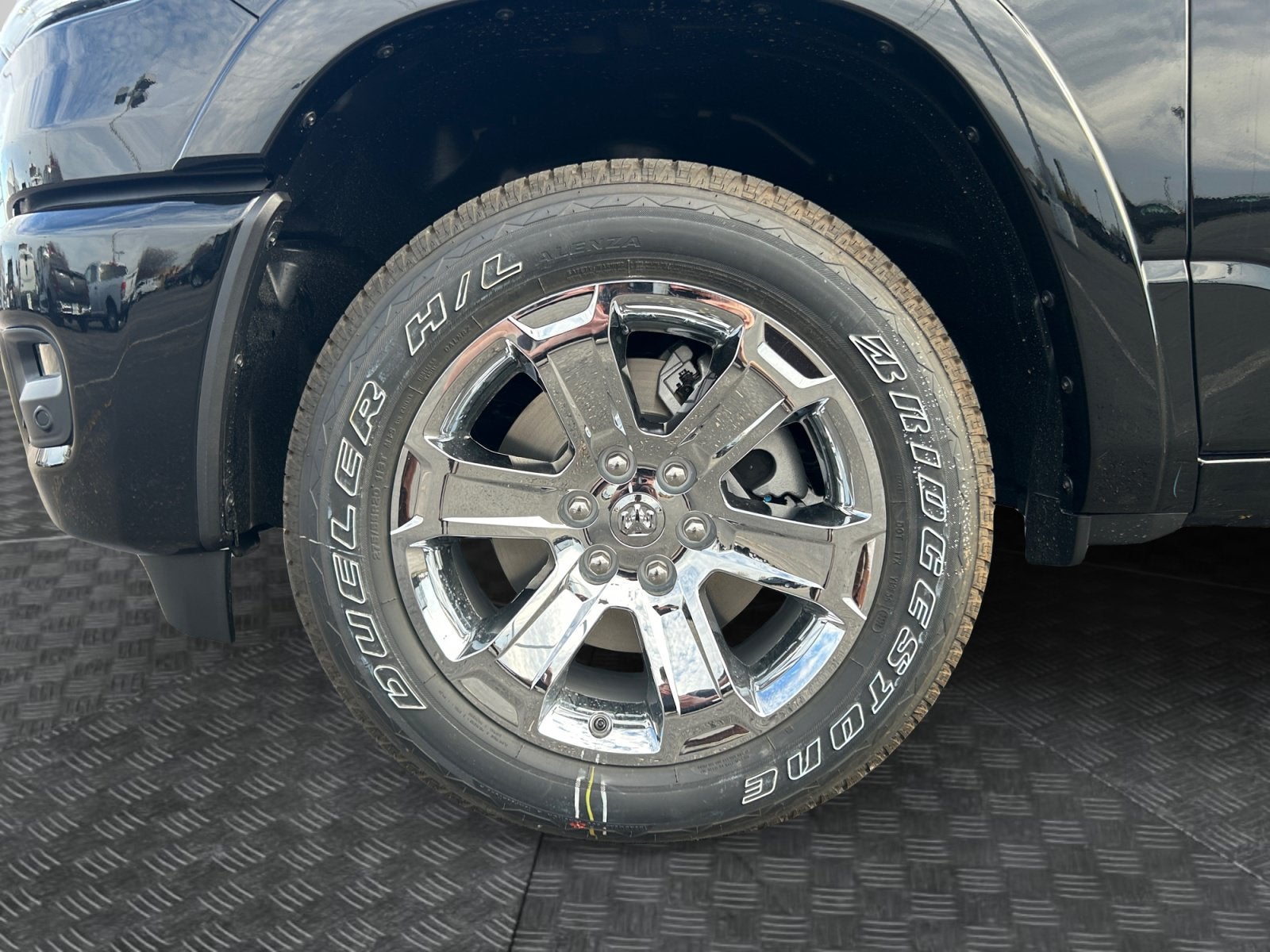 2027 RAM Ram 1500 RAM 1500 BIG HORN CREW CAB 4X4 5'7' BOX