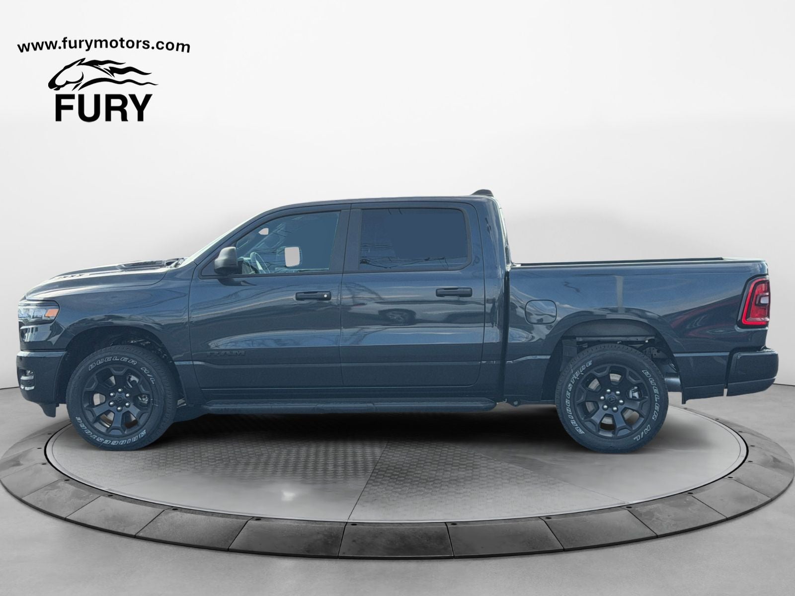 2026 RAM Ram 1500 RAM 1500 EXPRESS CREW CAB 4X4 5'7' BOX