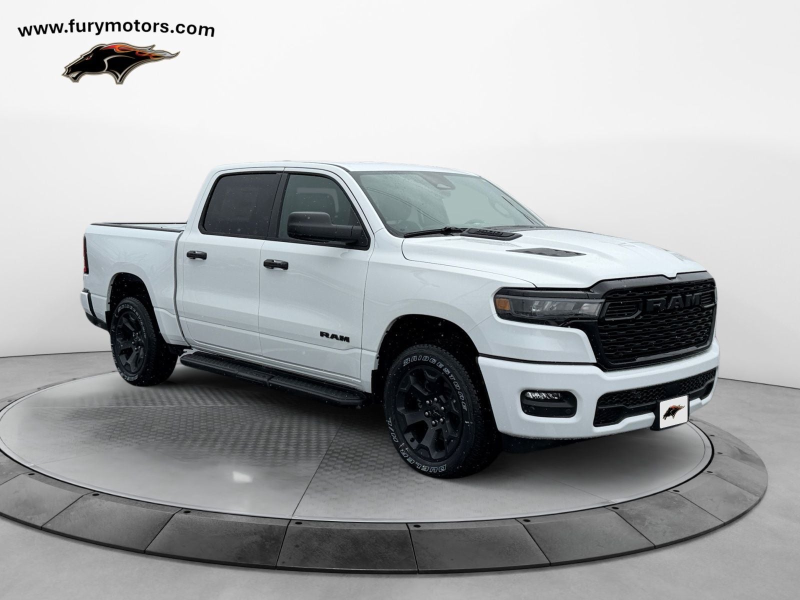 2026 RAM Ram 1500 RAM 1500 EXPRESS CREW CAB 4X4 5'7' BOX