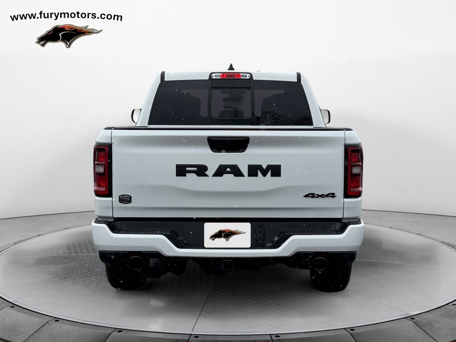 2026 RAM Ram 1500 RAM 1500 EXPRESS CREW CAB 4X4 5'7' BOX