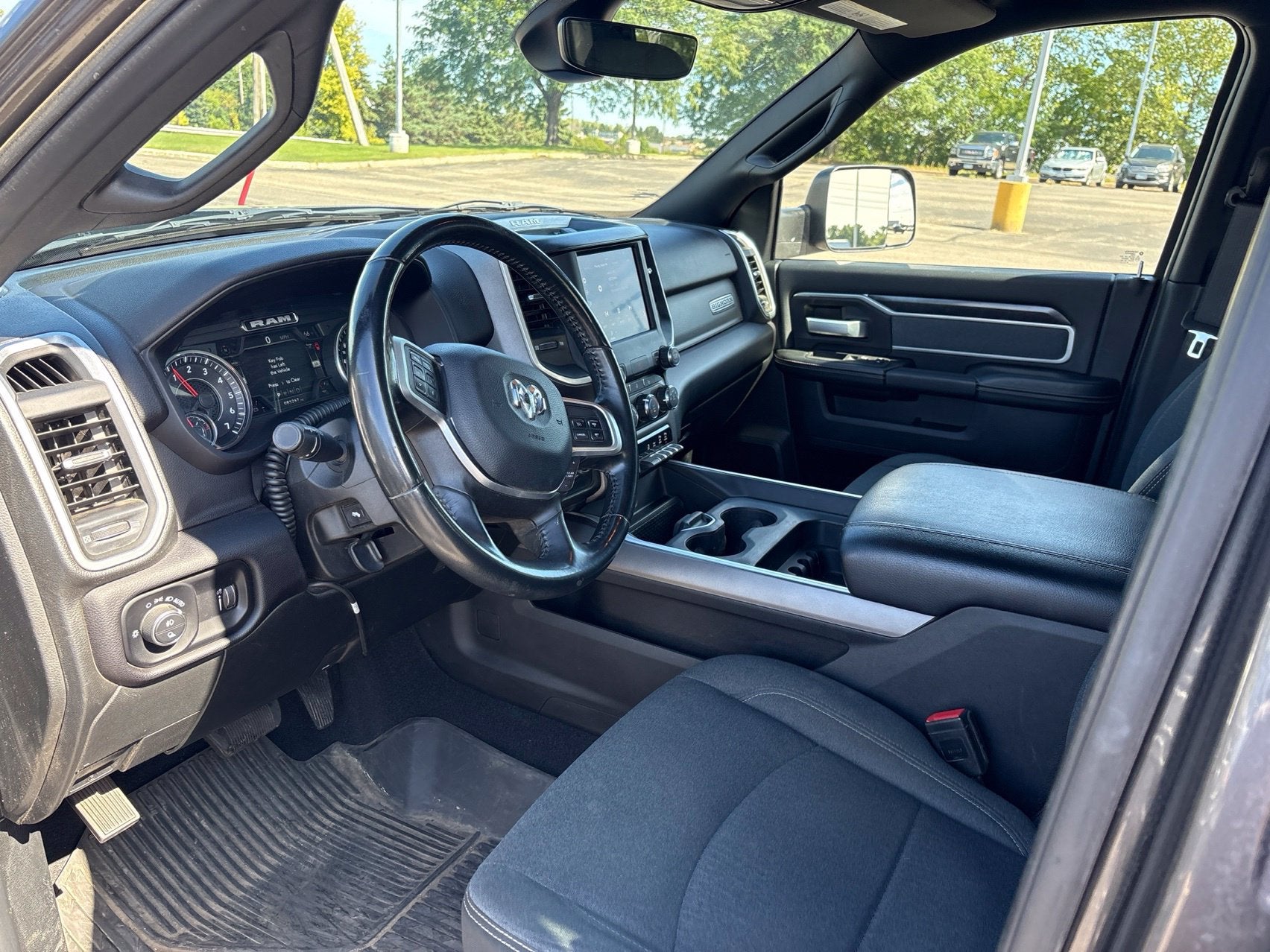 2022 RAM 2500 Big Horn Crew Cab 4x4 6'4' Box