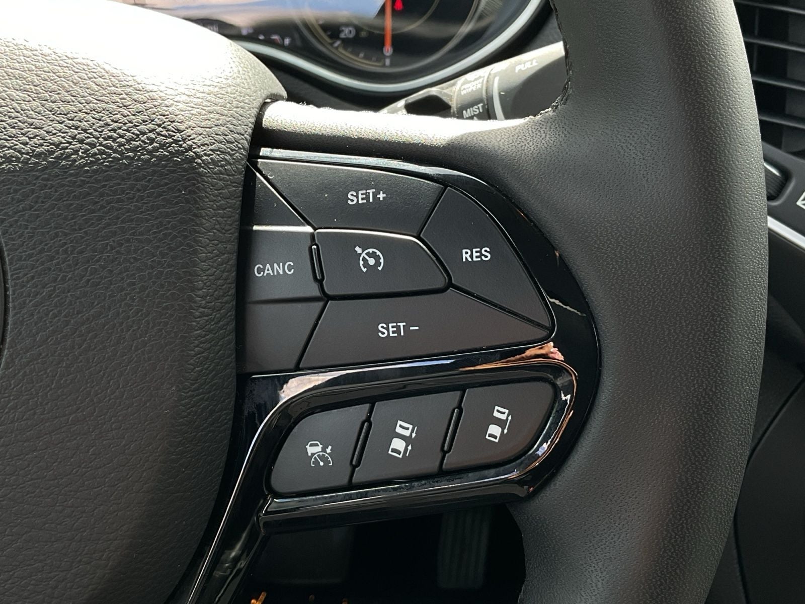 2023 Jeep Cherokee Altitude Lux 4x4