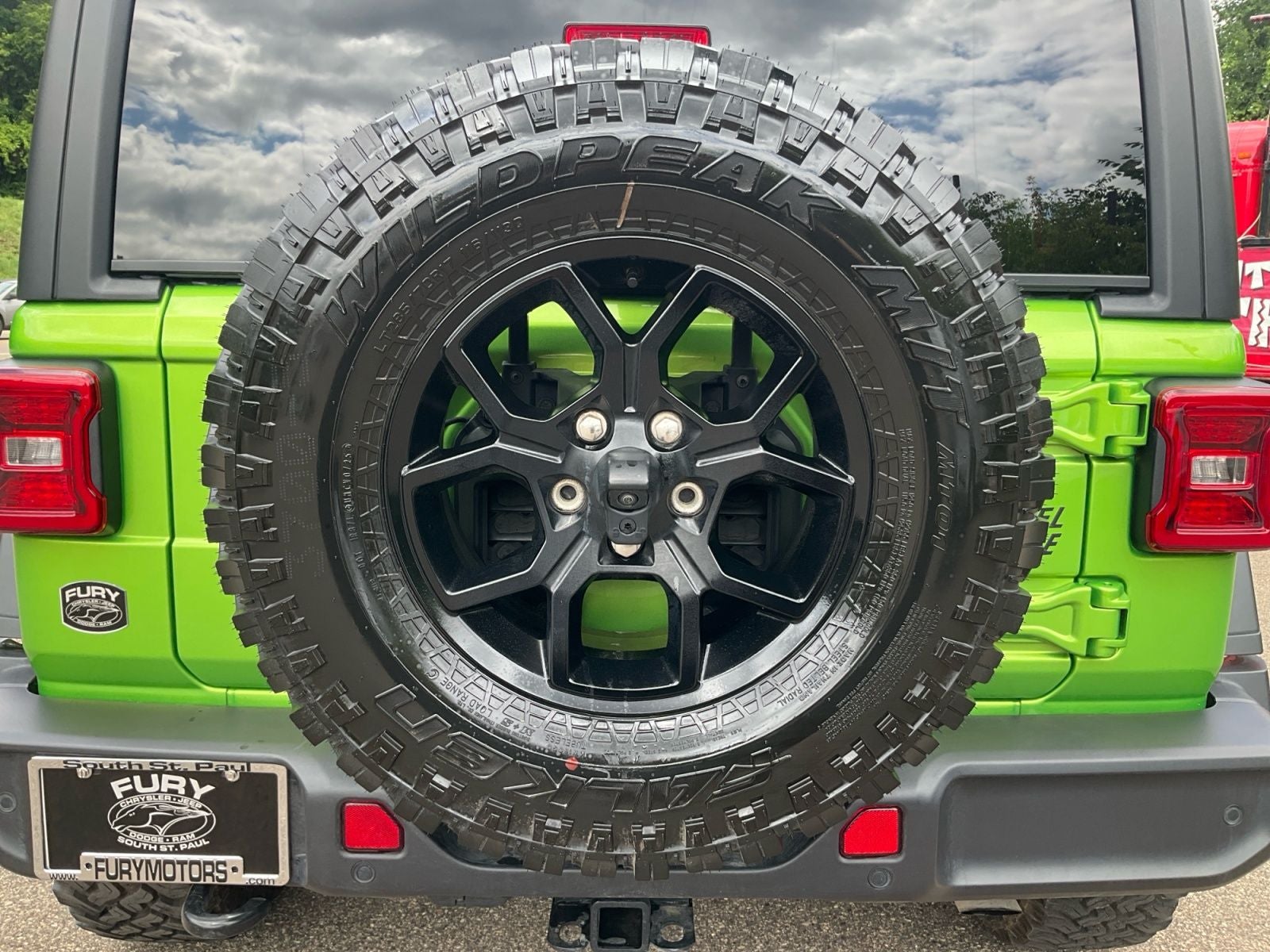 2025 Jeep Wrangler 4-Door Willys 4x4