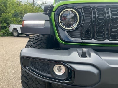 2025 Jeep Wrangler 4-Door Willys 4x4