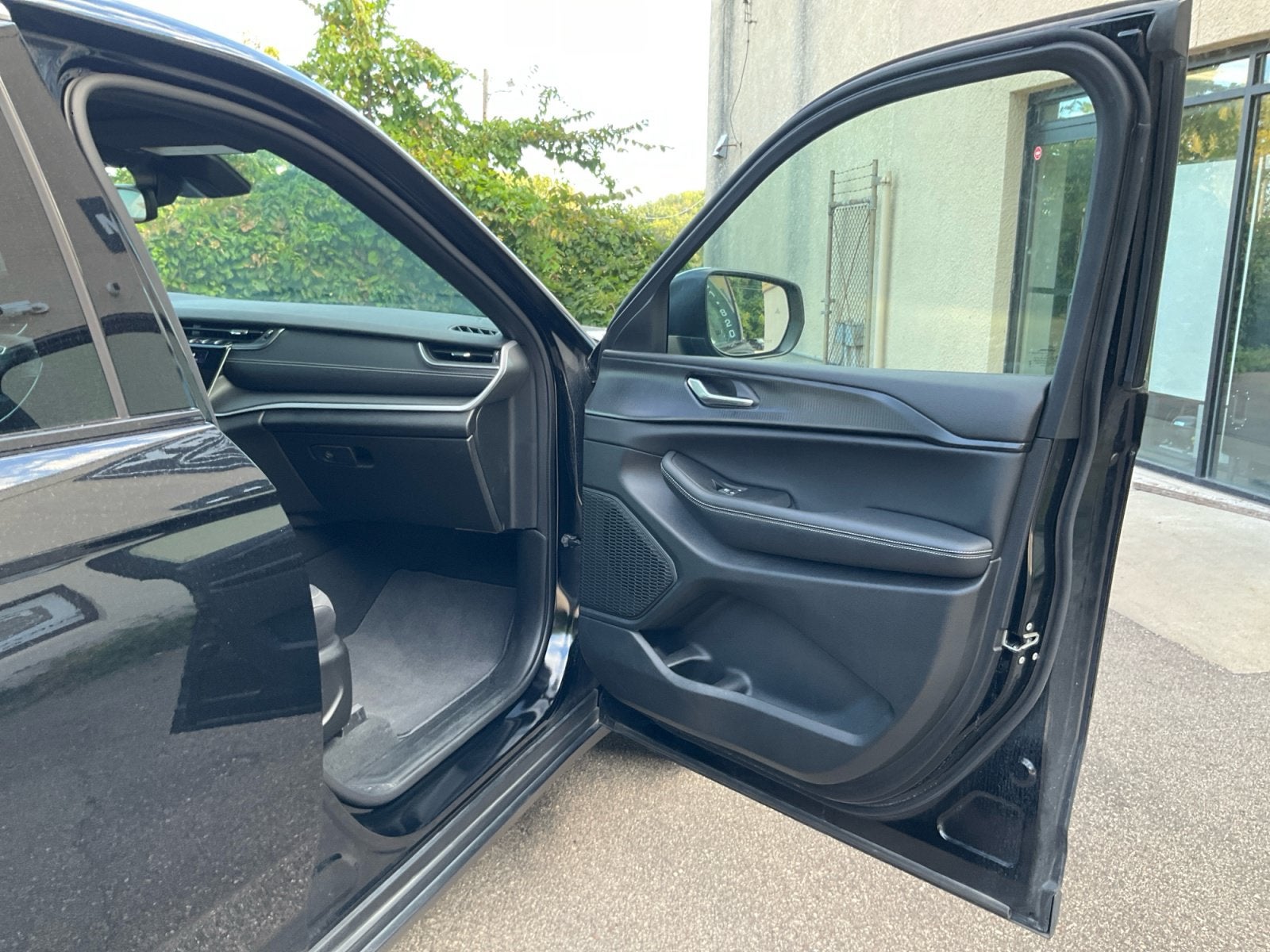 2024 Jeep Grand Cherokee Laredo 4x4