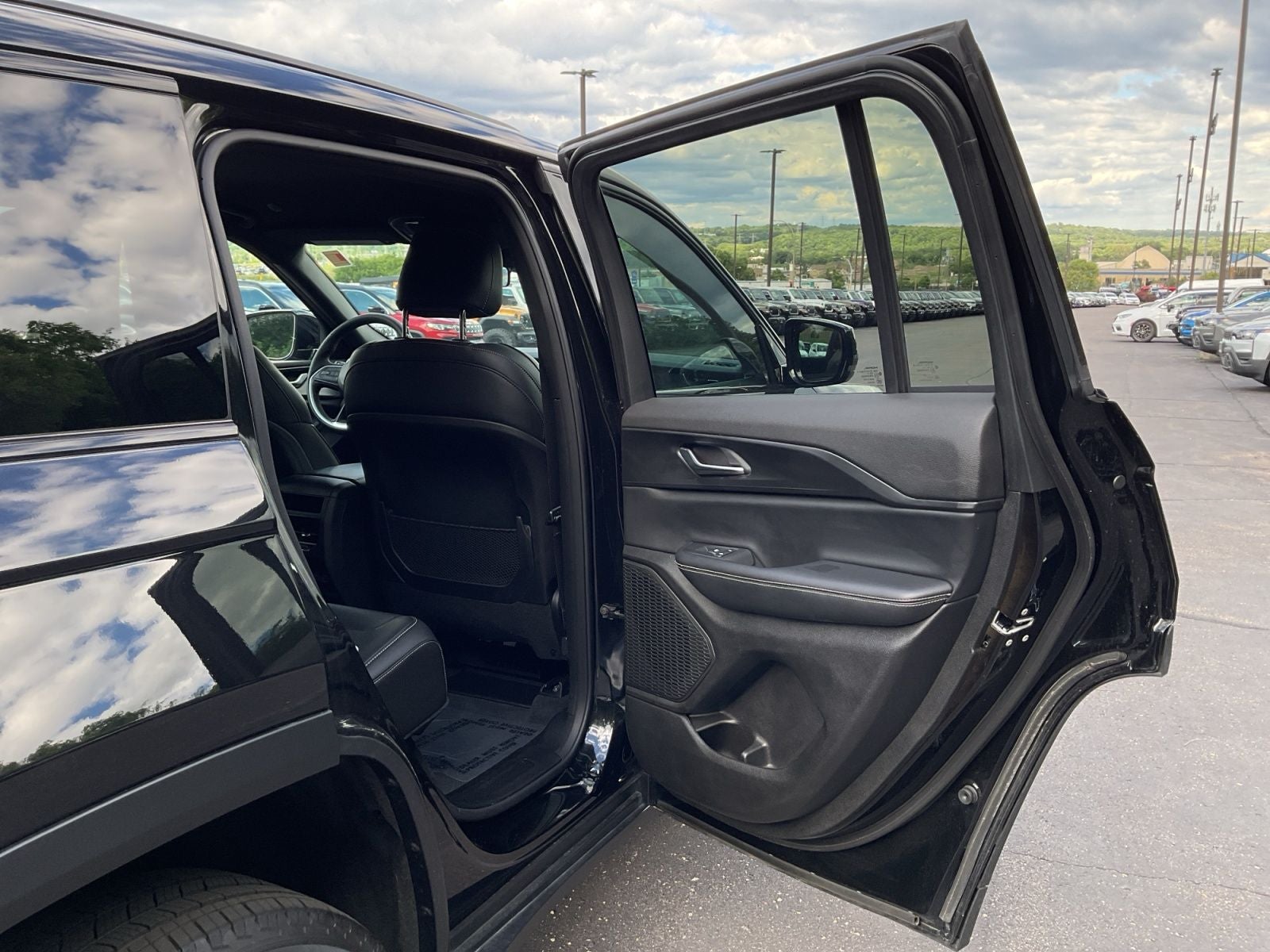 2025 Jeep Grand Cherokee Altitude 4x4