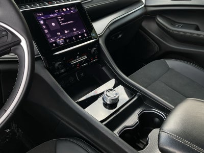 2025 Jeep Grand Cherokee Altitude 4x4