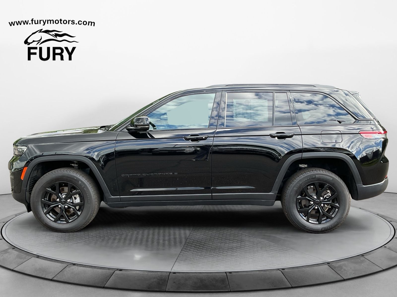 2025 Jeep Grand Cherokee Altitude 4x4