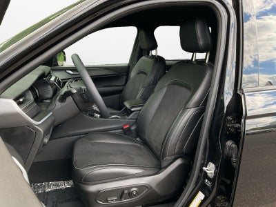 2025 Jeep Grand Cherokee Altitude 4x4