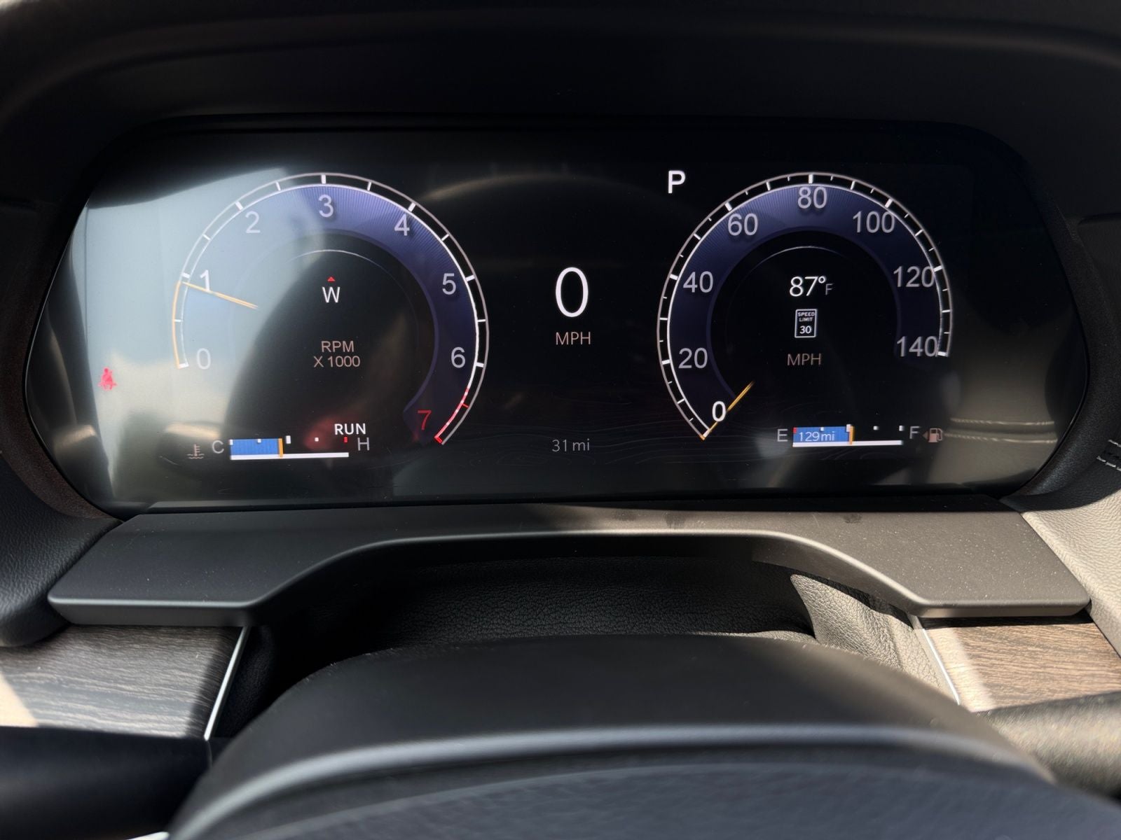 2027 Jeep Grand Cherokee GRAND CHEROKEE LAREDO ALTITUDE 4X4