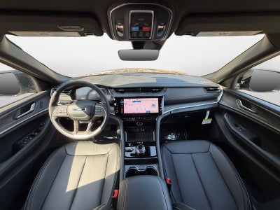 2027 Jeep Grand Cherokee GRAND CHEROKEE LIMITED 4X4