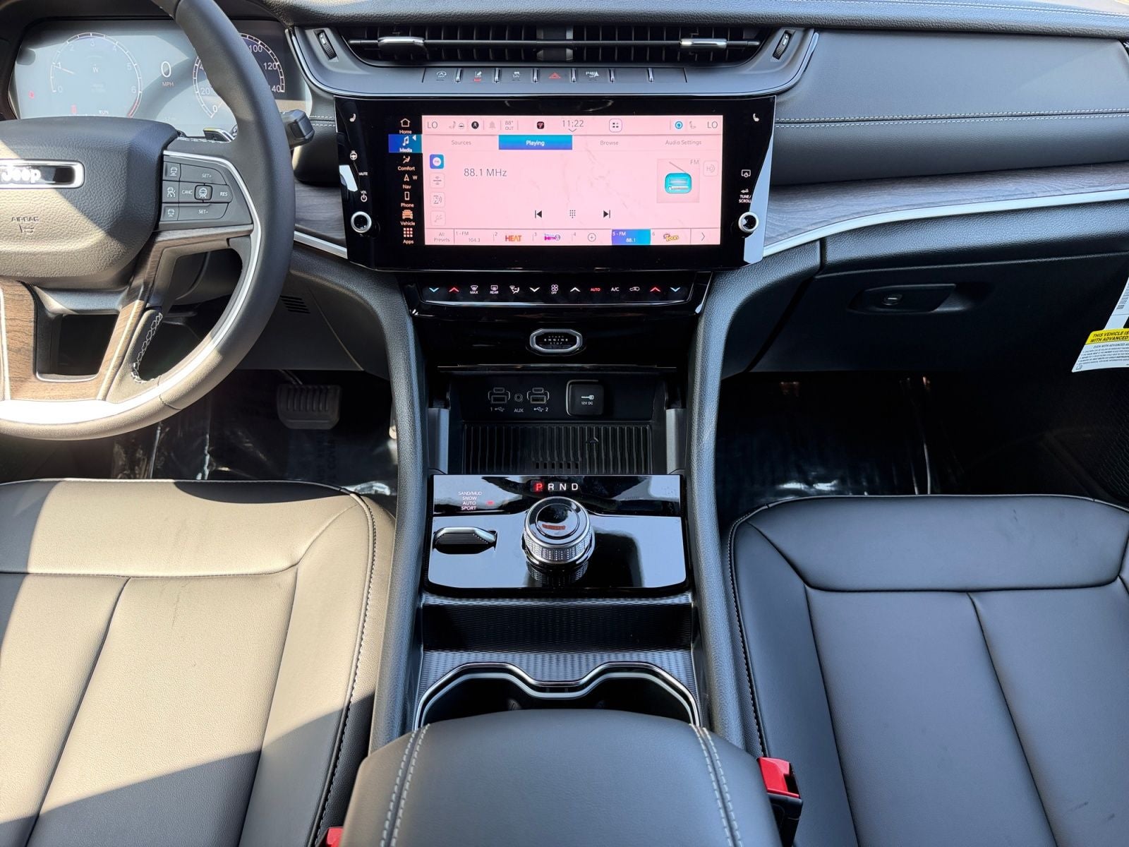 2027 Jeep Grand Cherokee GRAND CHEROKEE LIMITED 4X4