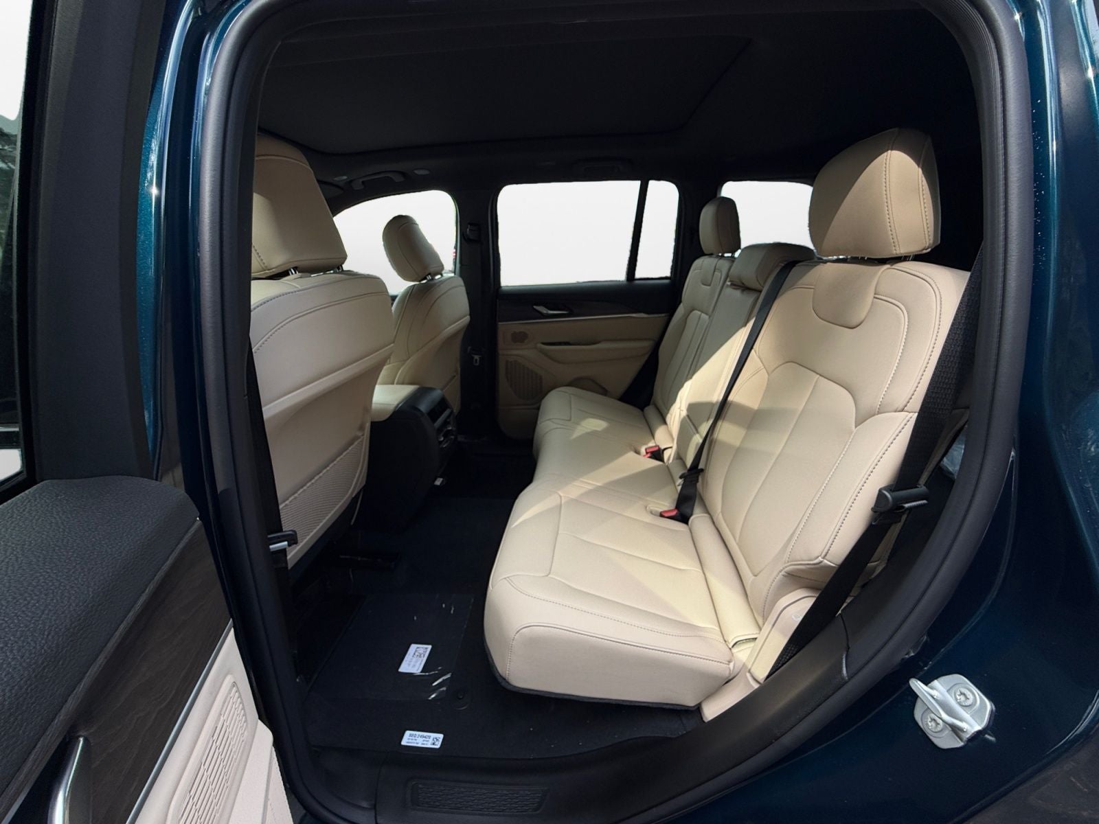 2027 Jeep Grand Cherokee GRAND CHEROKEE LIMITED 4X4