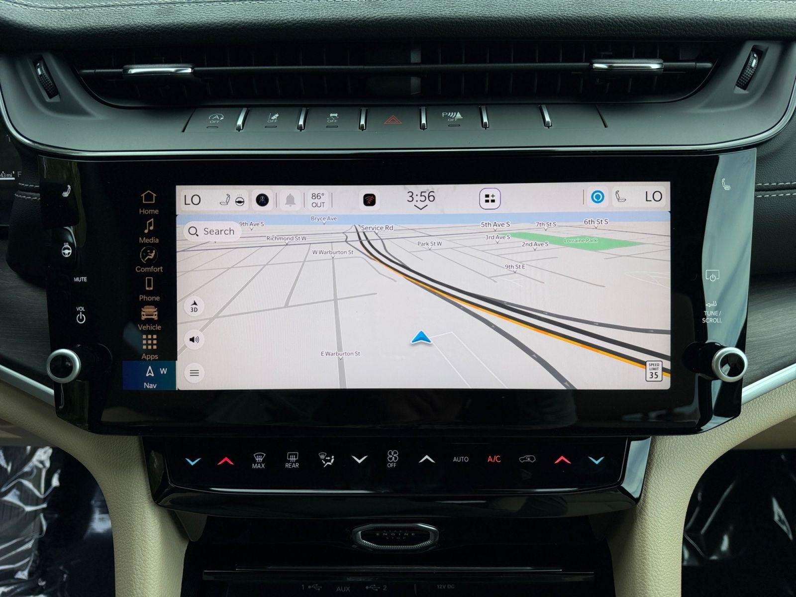 2027 Jeep Grand Cherokee GRAND CHEROKEE LIMITED 4X4