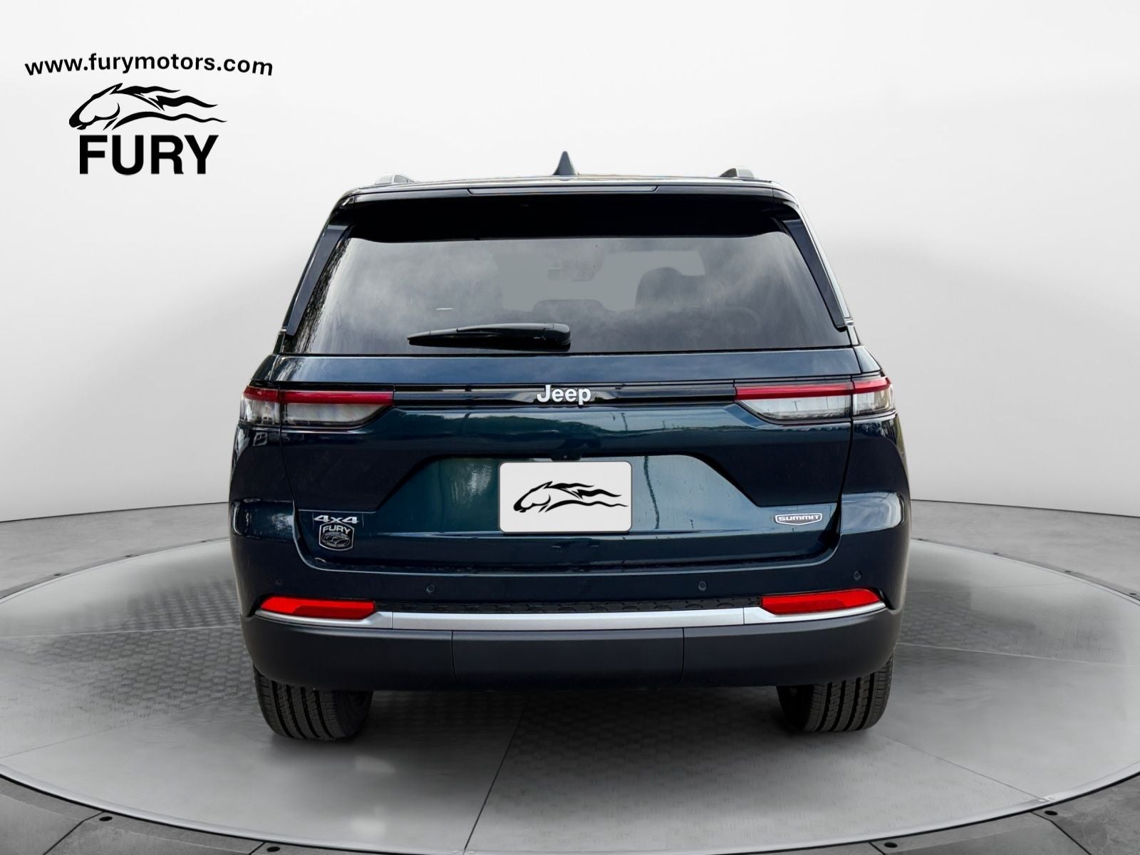 2027 Jeep Grand Cherokee GRAND CHEROKEE LIMITED 4X4