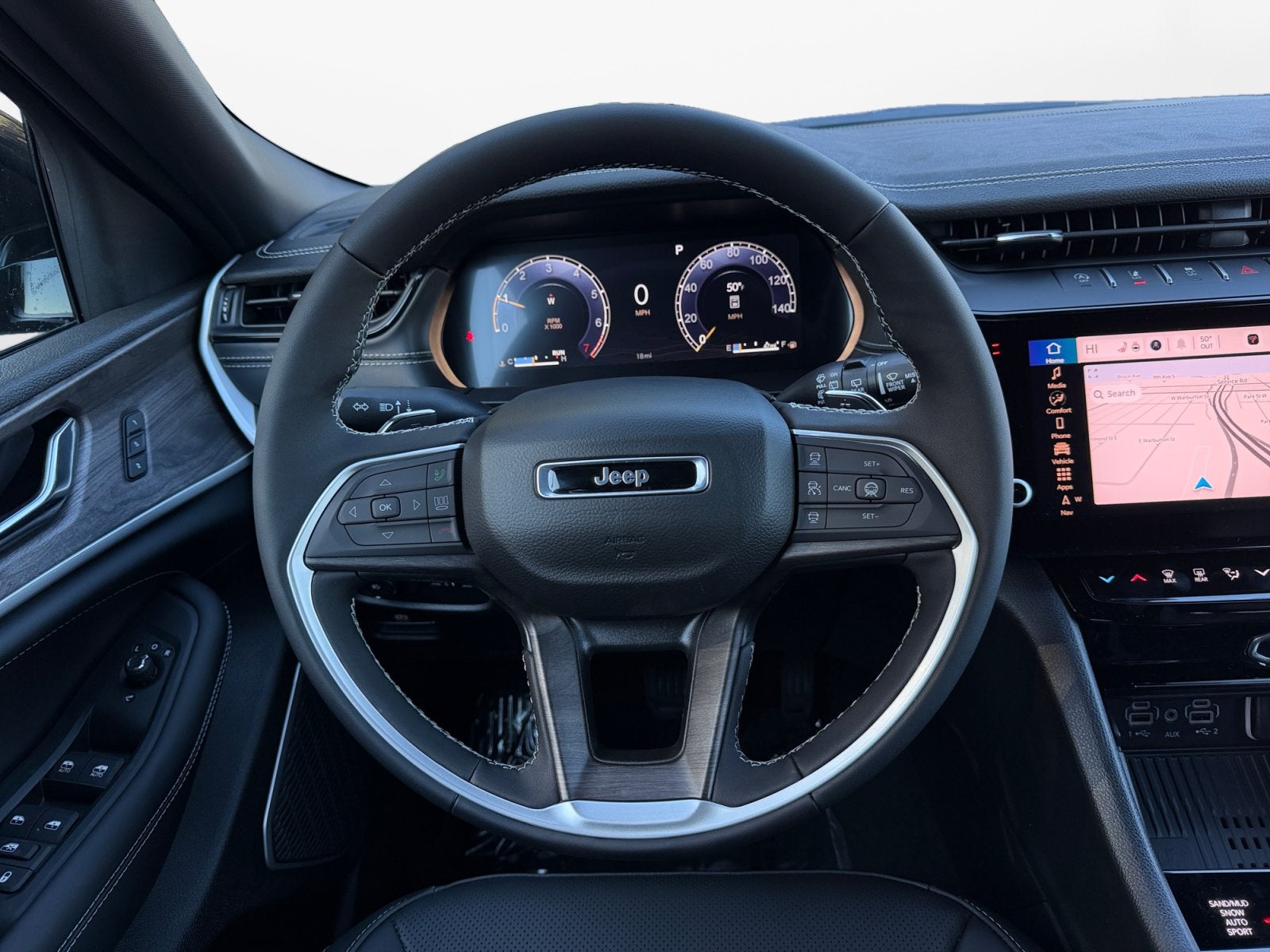 2027 Jeep Grand Cherokee GRAND CHEROKEE LIMITED RESERVE 4X4