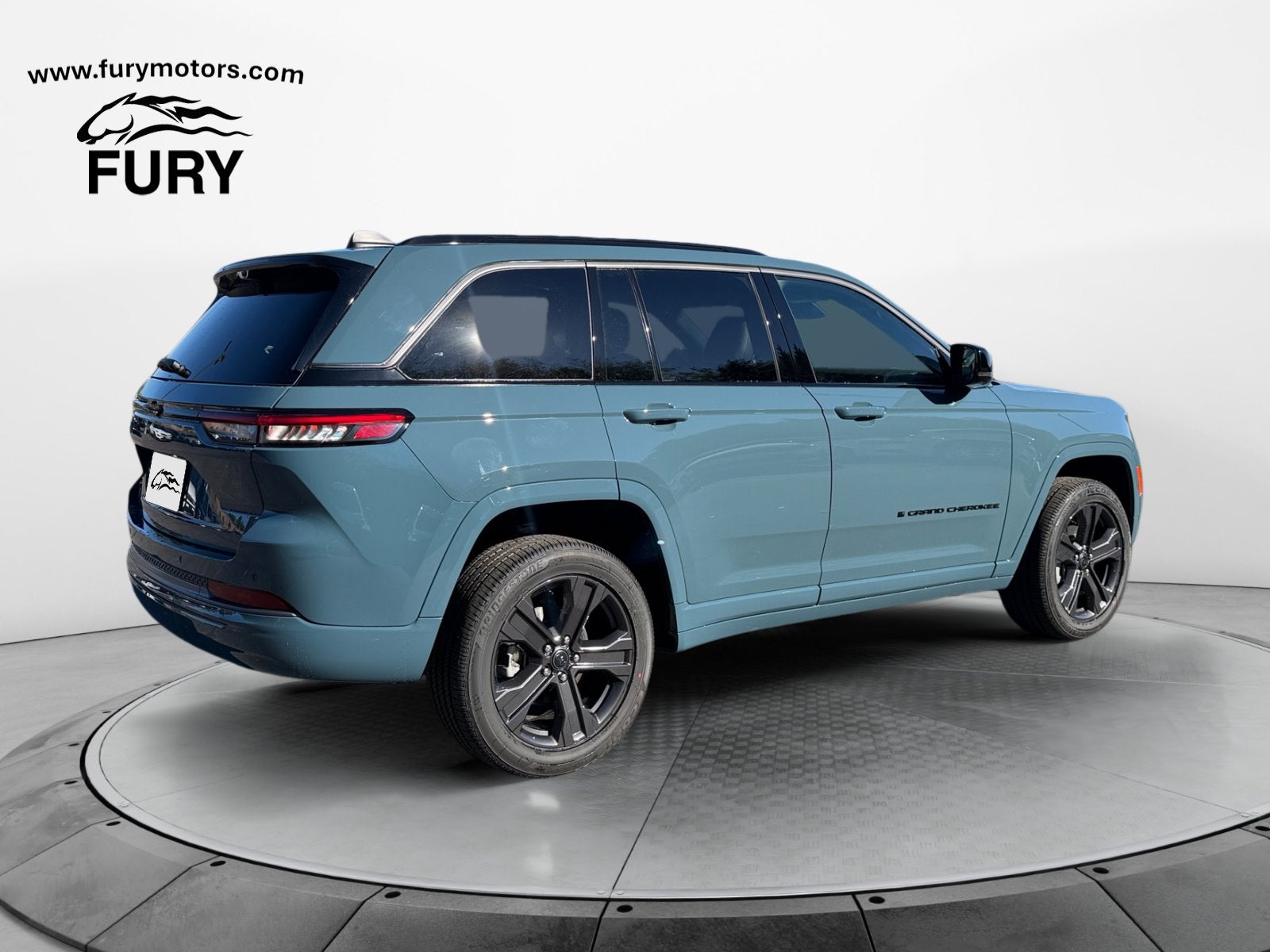 2027 Jeep Grand Cherokee GRAND CHEROKEE LIMITED RESERVE 4X4