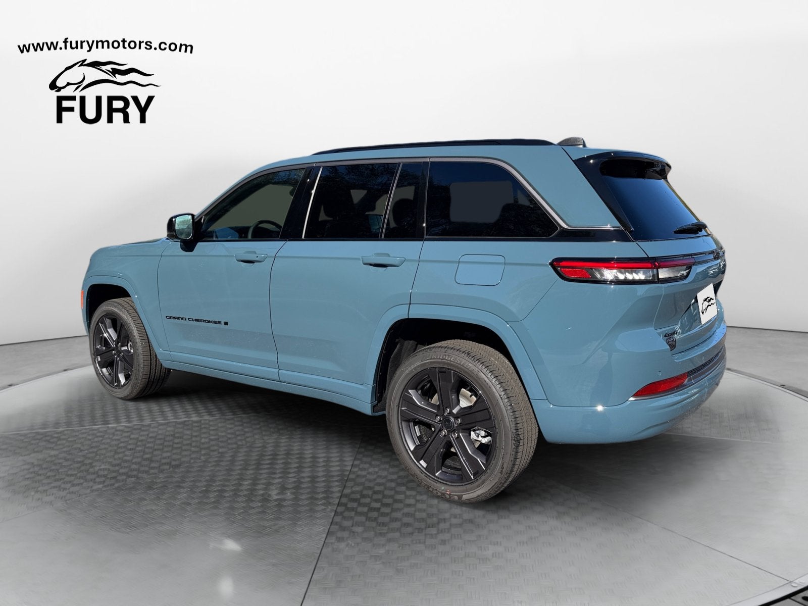 2027 Jeep Grand Cherokee GRAND CHEROKEE LIMITED RESERVE 4X4