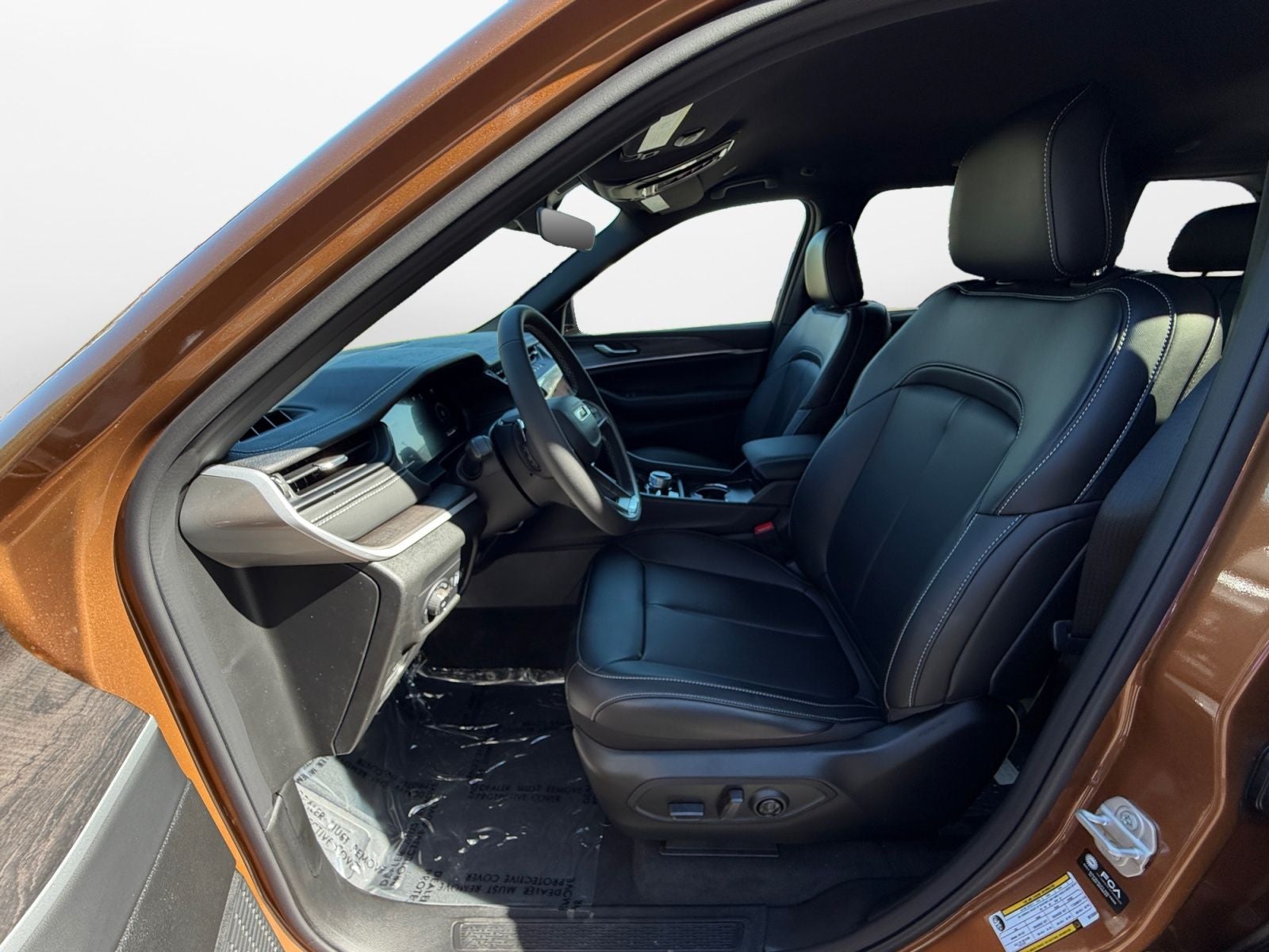 2027 Jeep Grand Cherokee GRAND CHEROKEE LIMITED 4X4