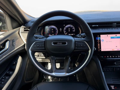 2027 Jeep Grand Cherokee GRAND CHEROKEE LIMITED 4X4