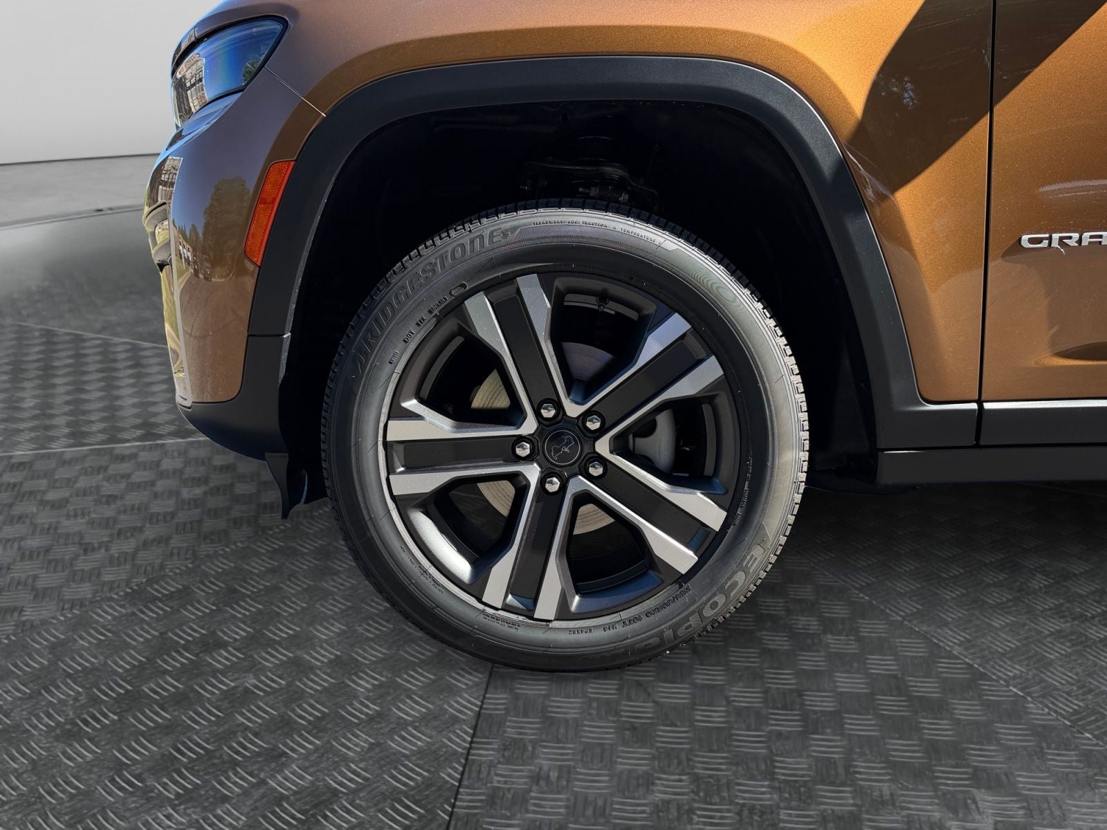 2027 Jeep Grand Cherokee GRAND CHEROKEE LIMITED 4X4
