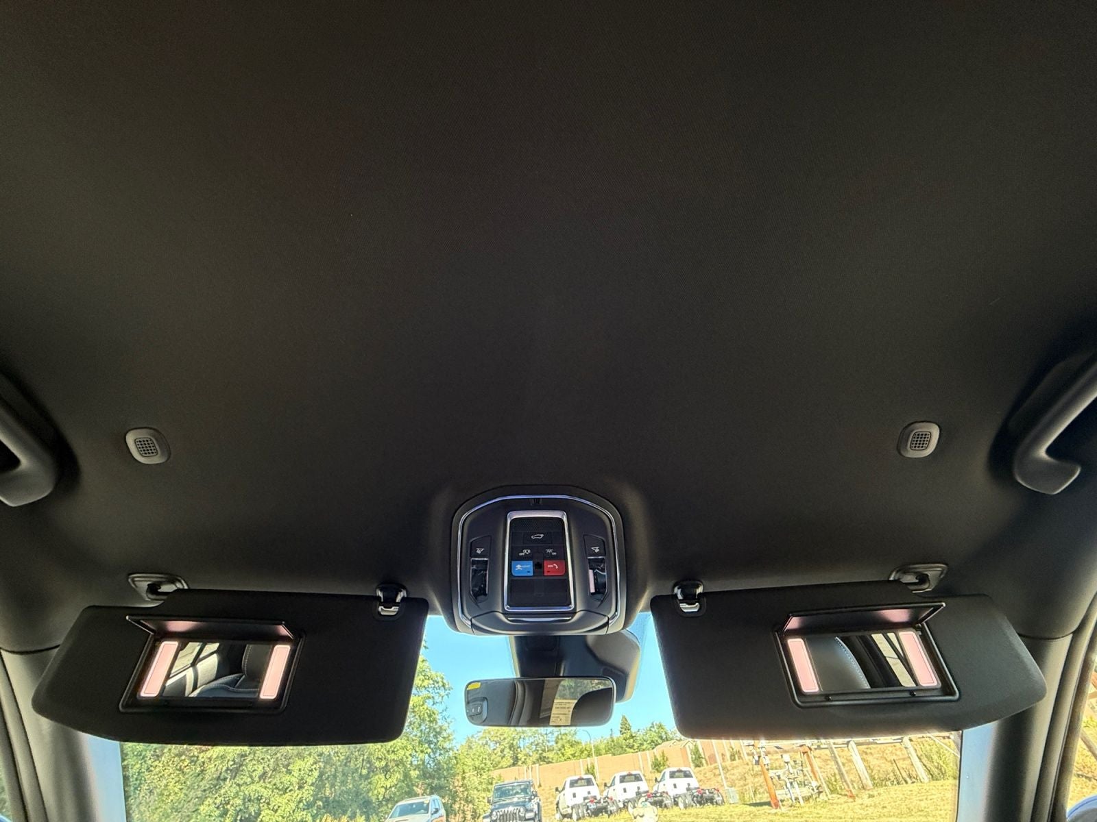 2027 Jeep Grand Cherokee GRAND CHEROKEE LIMITED 4X4