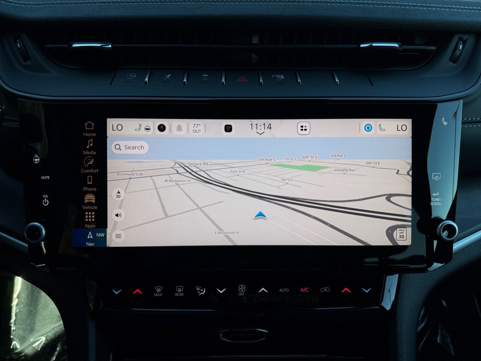 2027 Jeep Grand Cherokee GRAND CHEROKEE LIMITED 4X4