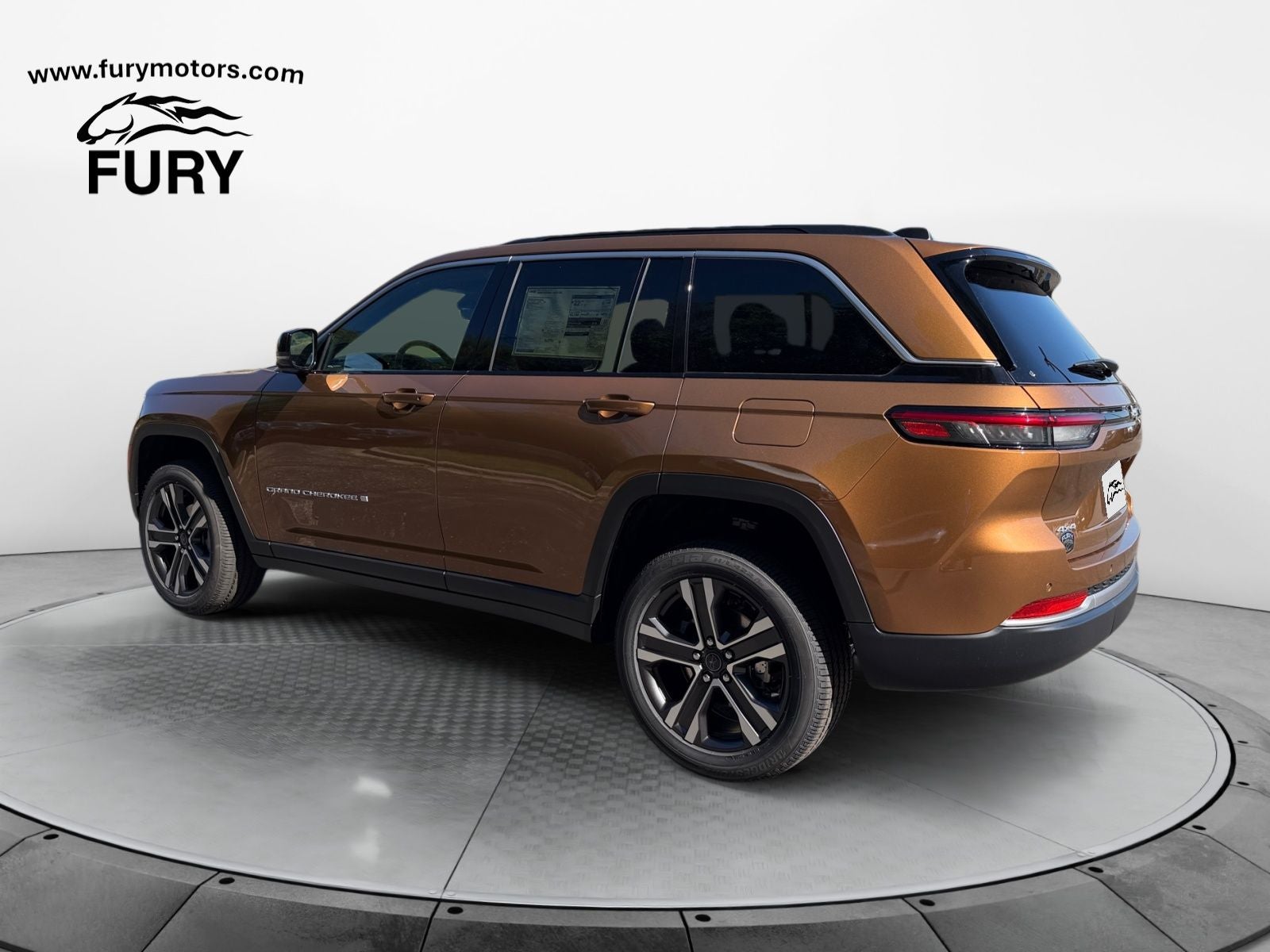 2027 Jeep Grand Cherokee GRAND CHEROKEE LIMITED 4X4