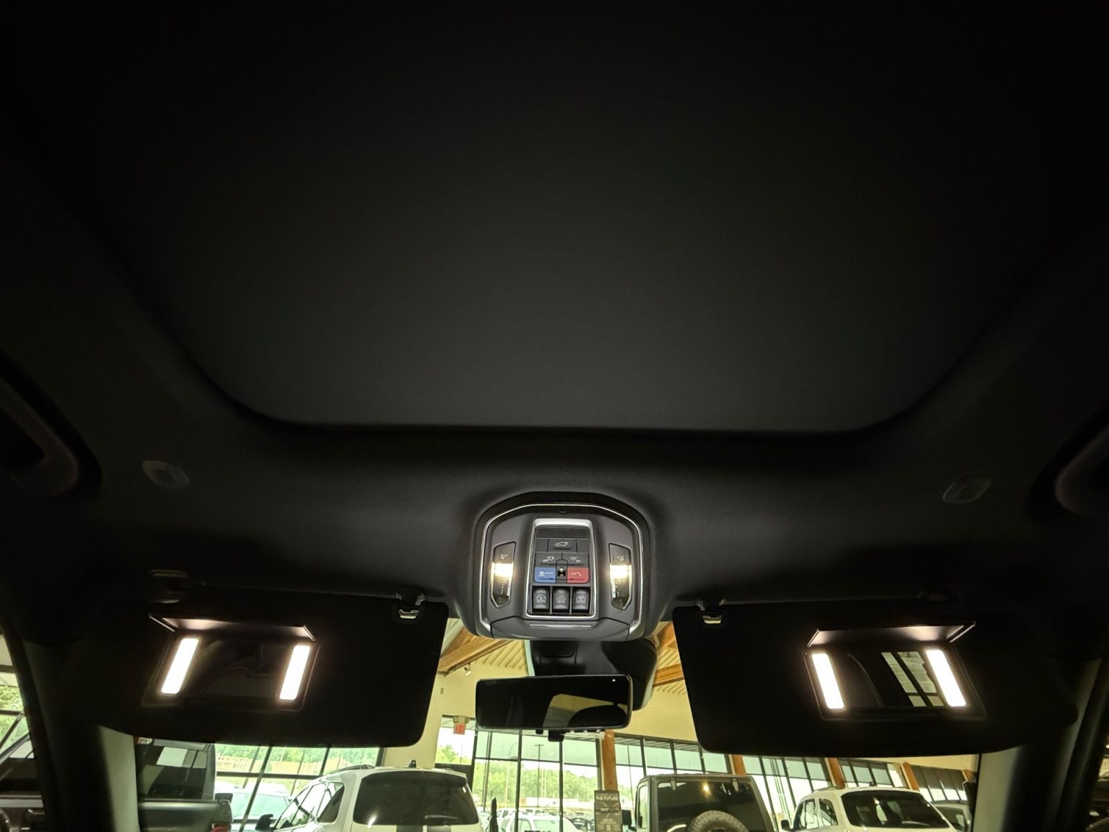 2027 Jeep Grand Cherokee Limited Reserve