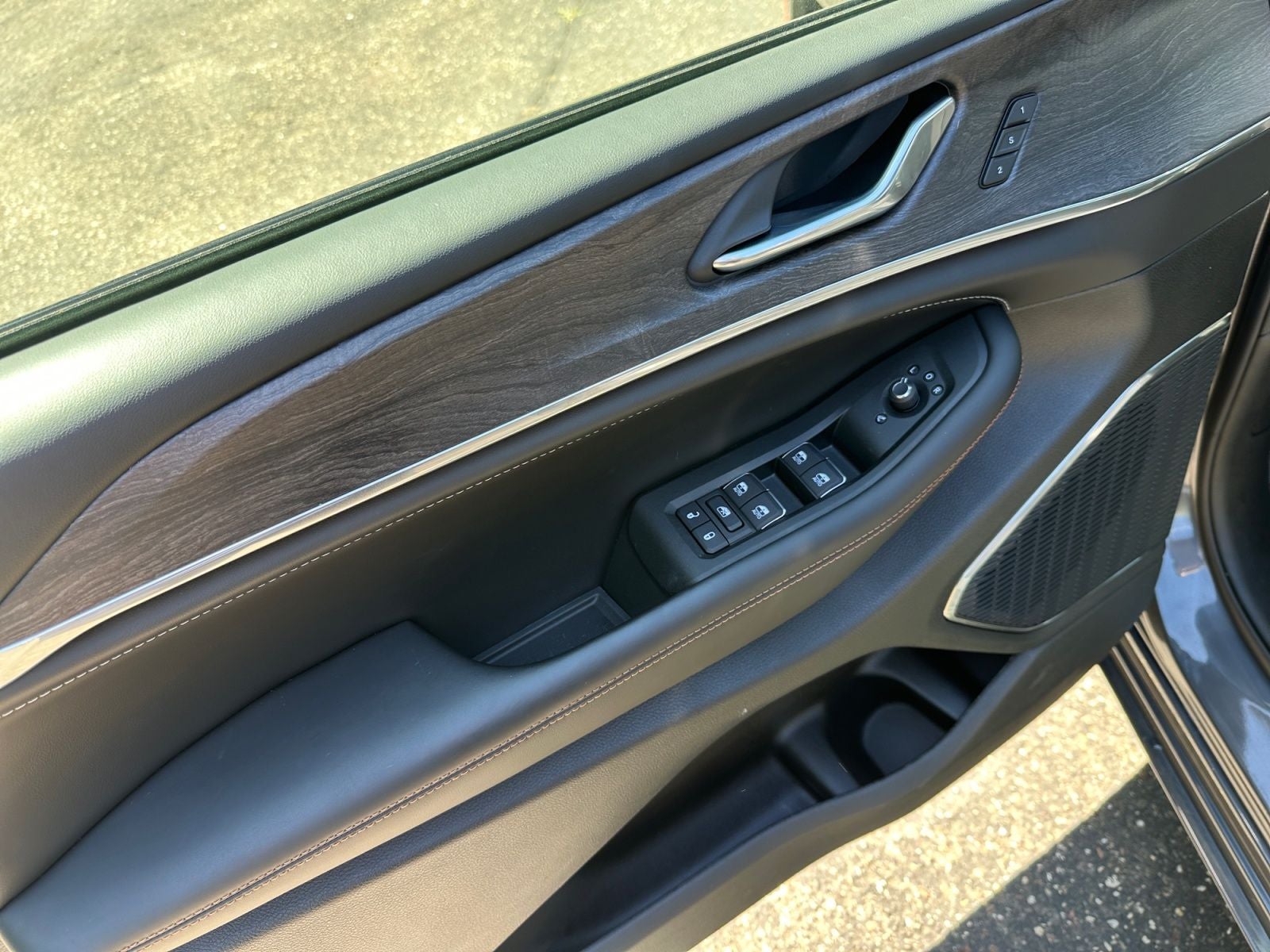 2025 Jeep Grand Cherokee Overland 4x4