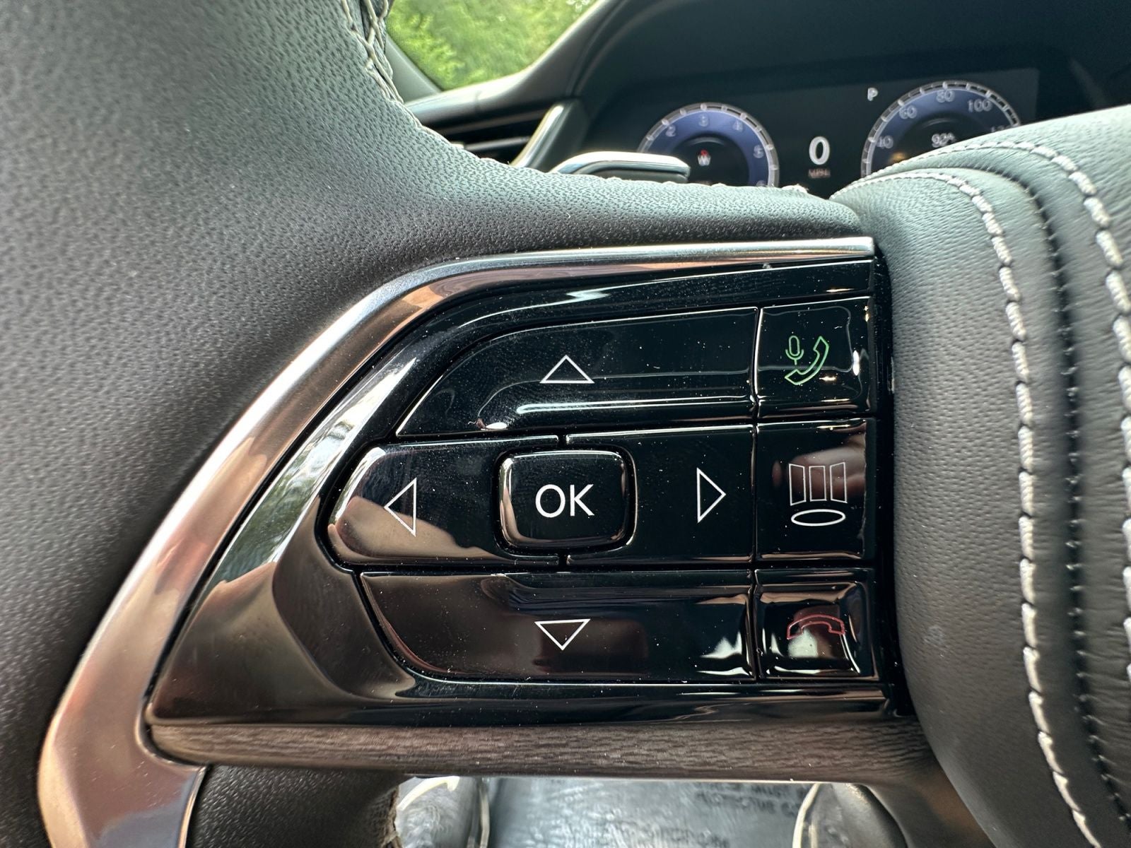 2025 Jeep Grand Cherokee Overland 4x4