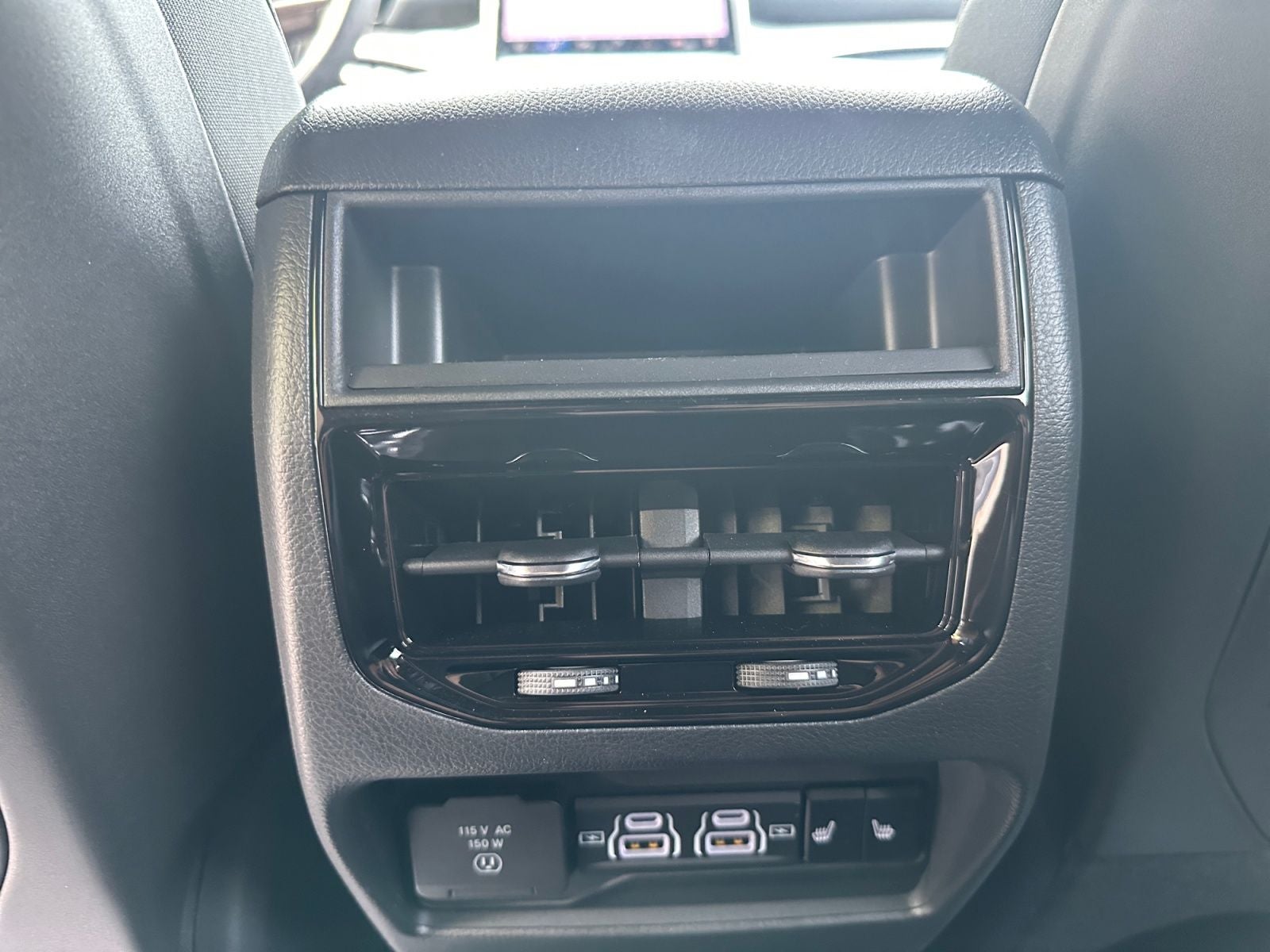 2025 Jeep Grand Cherokee Overland 4x4