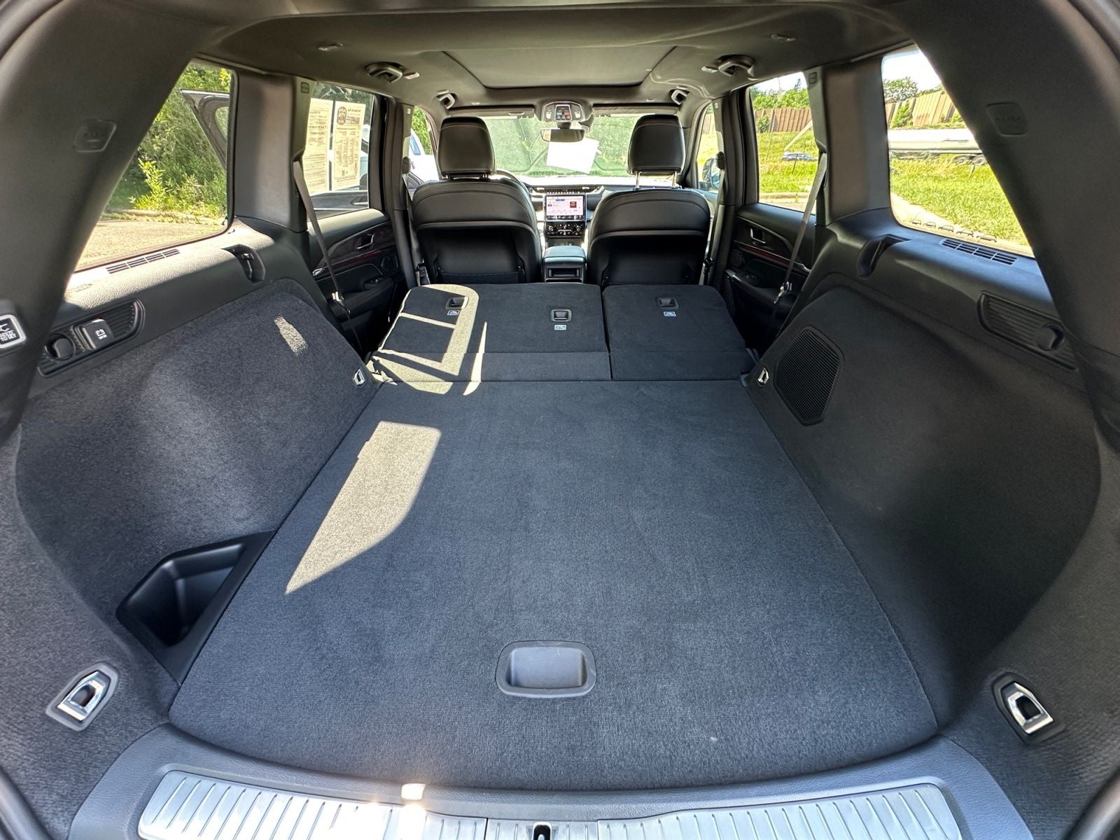 2025 Jeep Grand Cherokee Overland 4x4