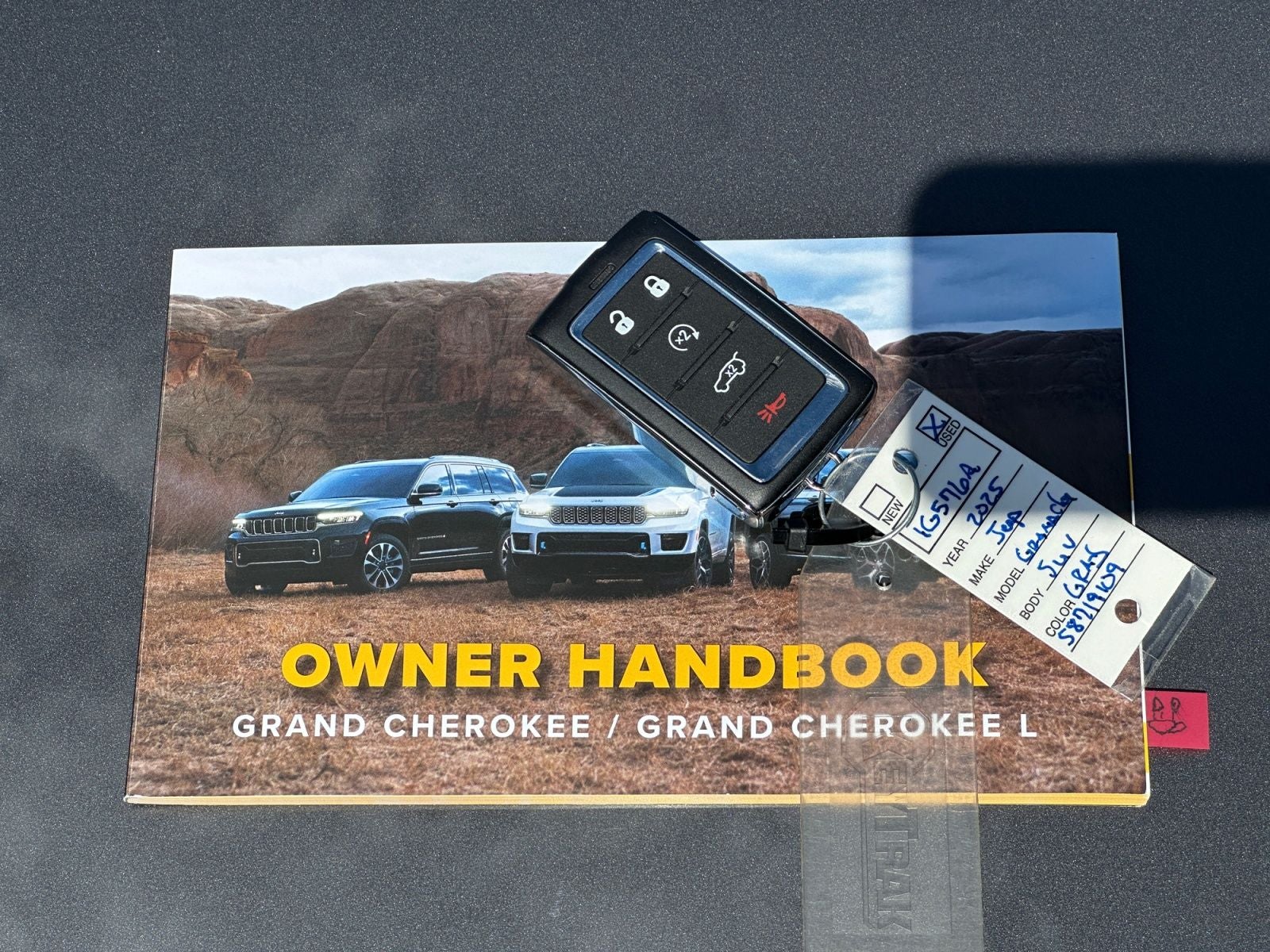 2025 Jeep Grand Cherokee Overland 4x4