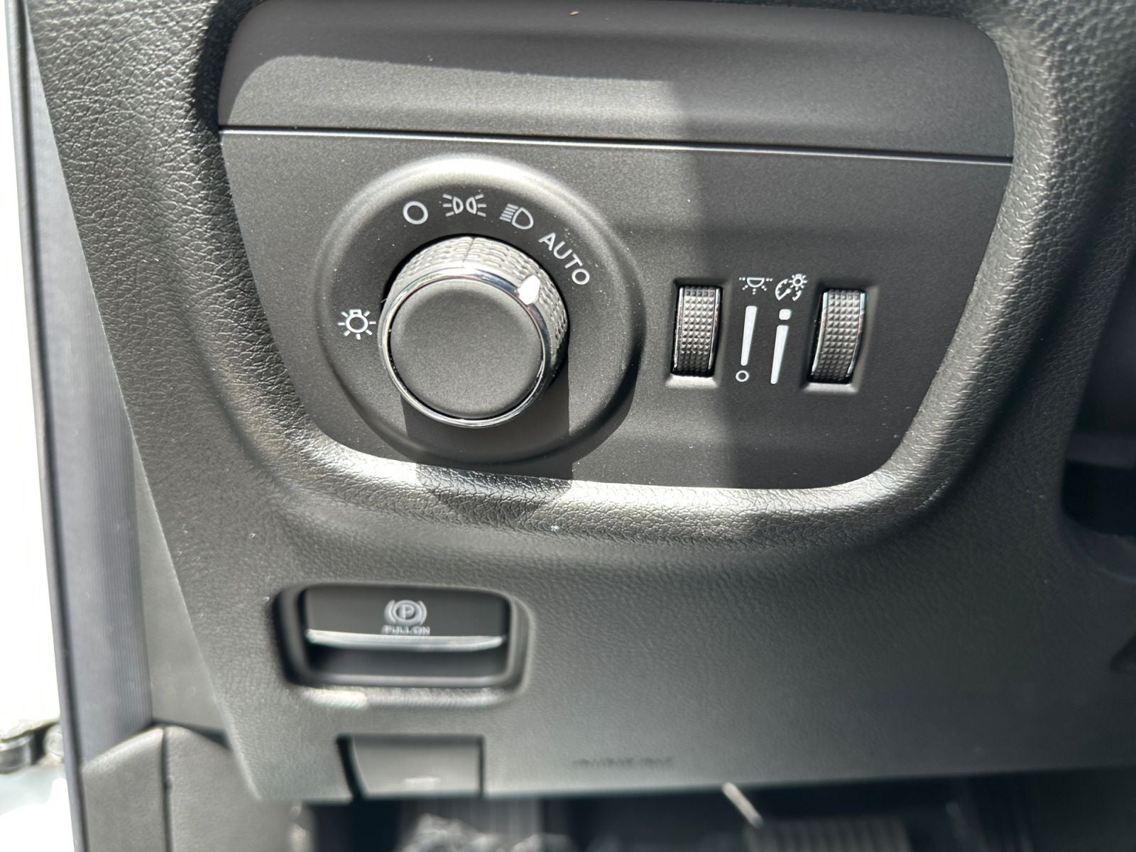 2026 Jeep Grand Cherokee GRAND CHEROKEE L LAREDO X 4X4